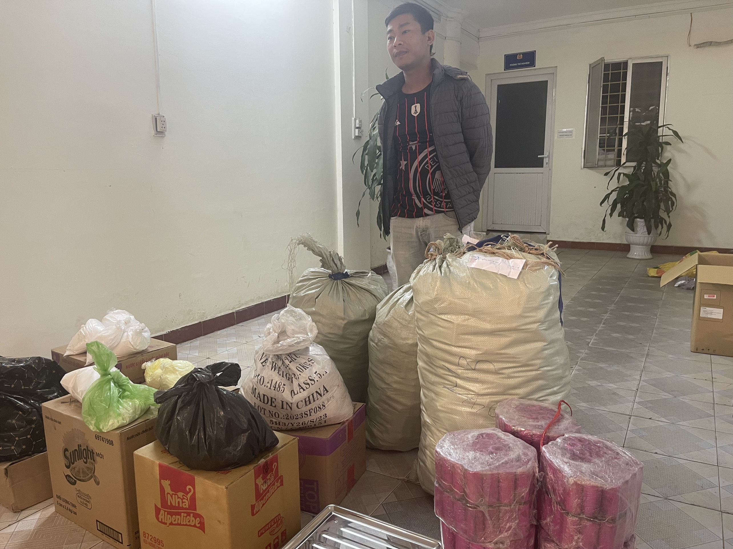 Toà án Nhân dân huyện Vĩnh Bảo tuyên phạt đối tượng sản xuất buôn bán pháo nổ 9 năm tù